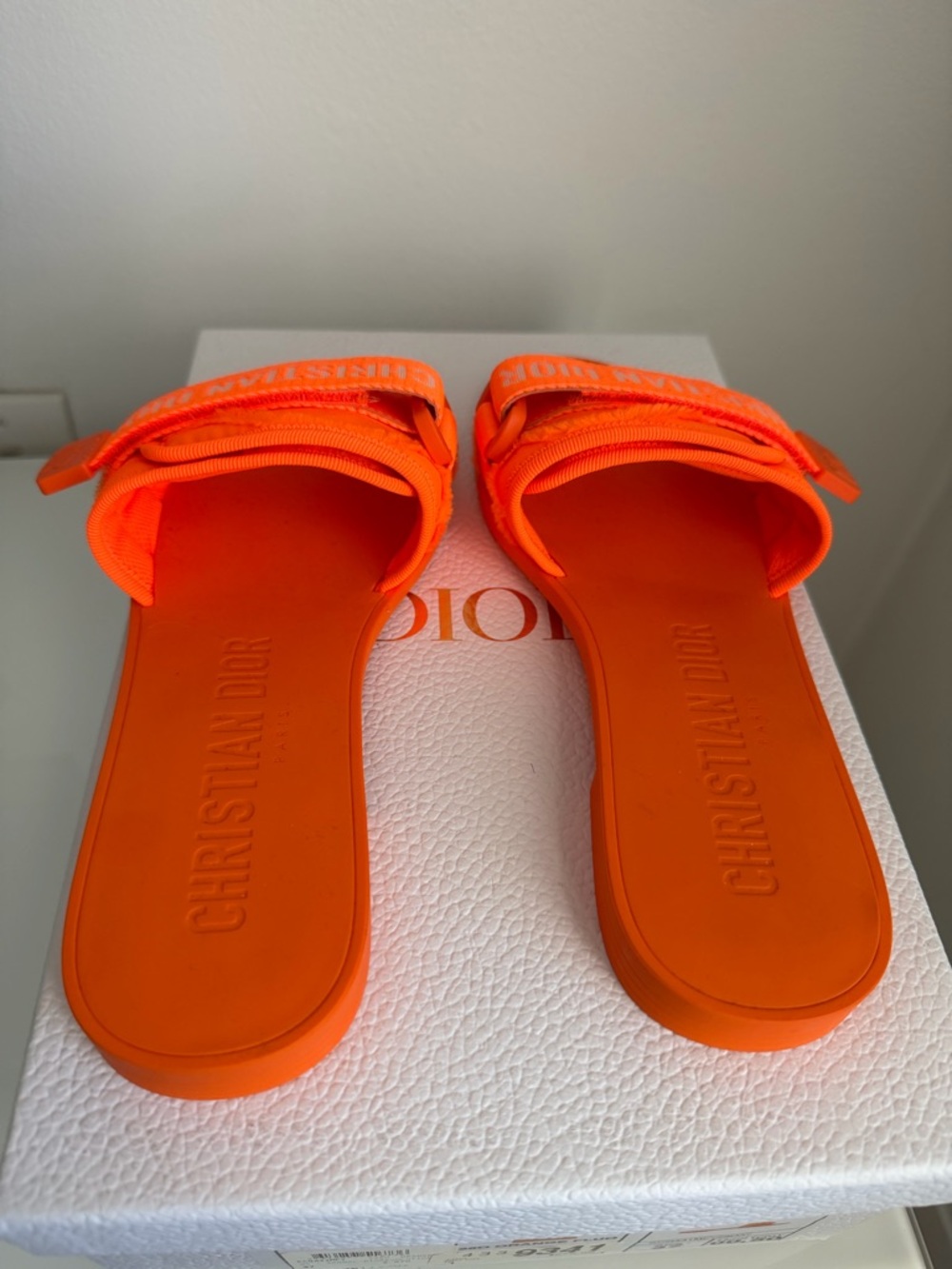 Dior Orange Fluo Logo Slide Sandals - Picture 3 of 7